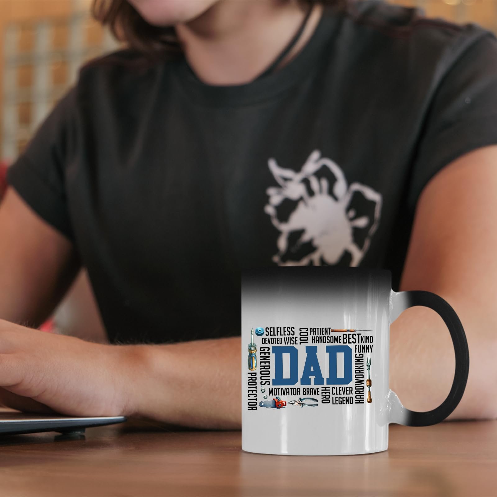 6196kcruqwl.jpg DAD word cloud colour changing mug on a desk beside a laptop