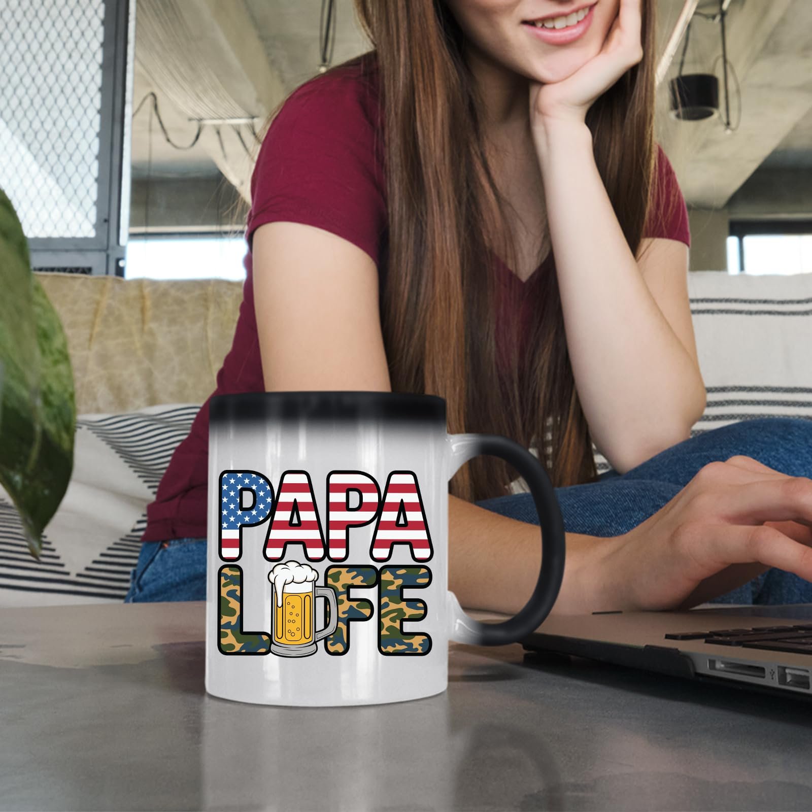 71cc9frjk7l.jpg Woman at a laptop with the Papa Life colour changing mug