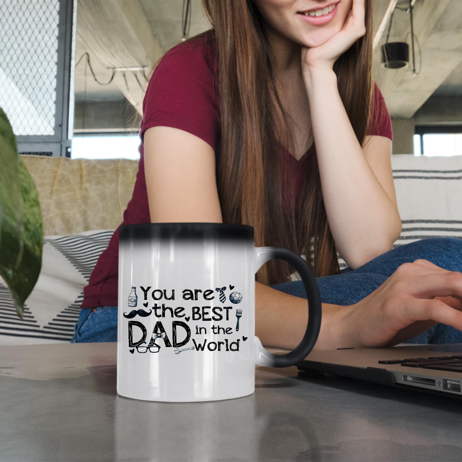 71dg ecxmll.jpg Woman at a laptop with the Best Dad in the World sketch colour changing mug