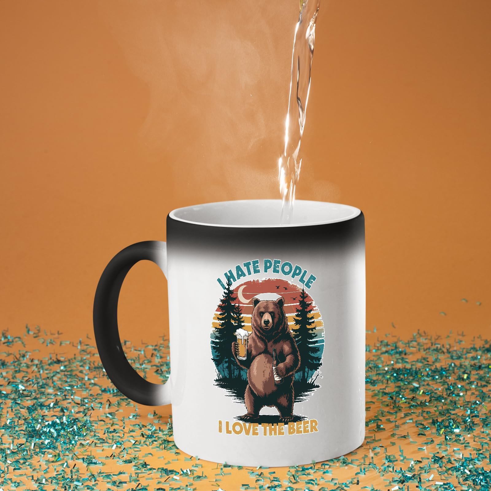71h2jfa0trl.jpg Hot water poured into the beer-loving bear colour changing mug as the design appears