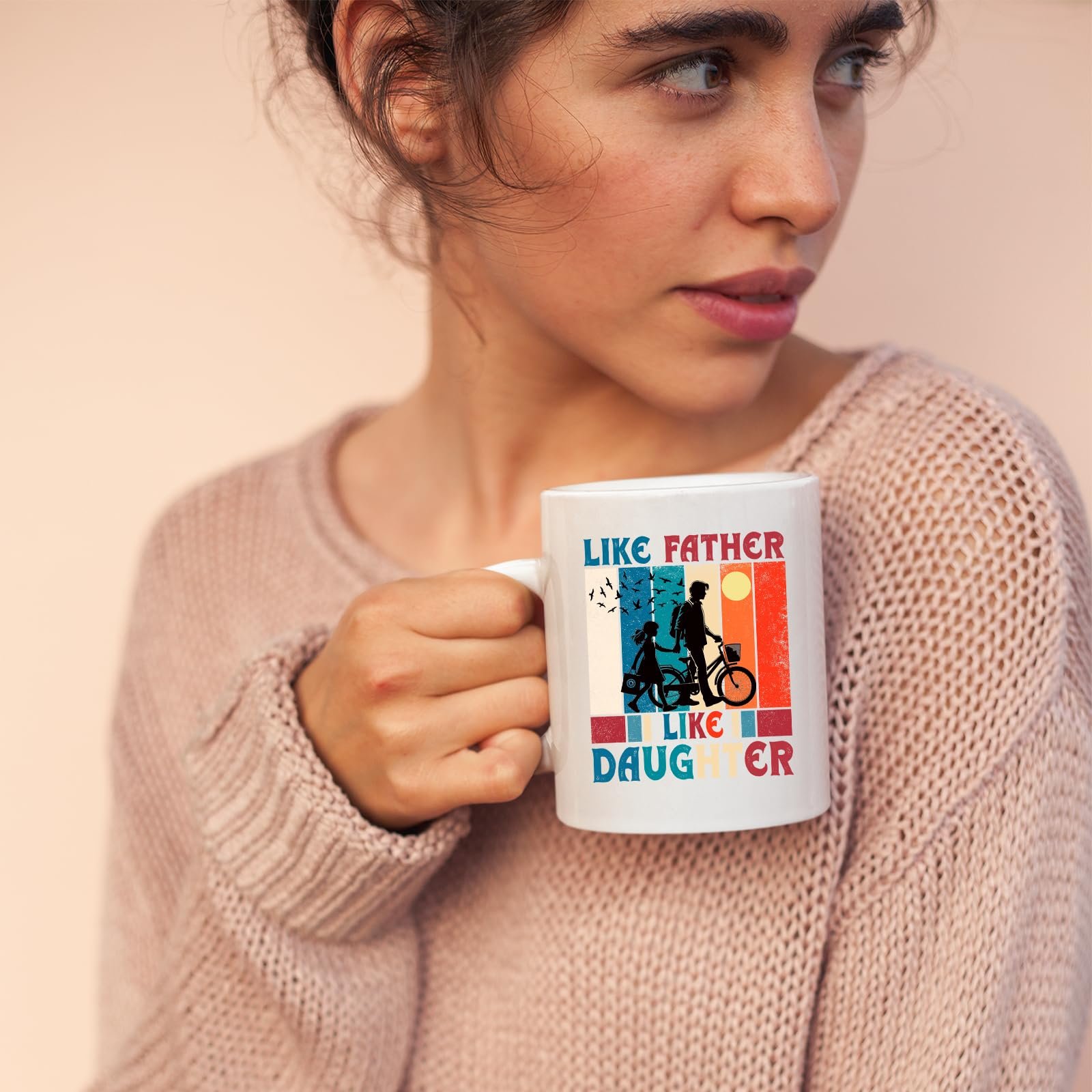 71jzgg286ml.jpg Woman in a pink jumper holding the Like Father Like Daughter mug