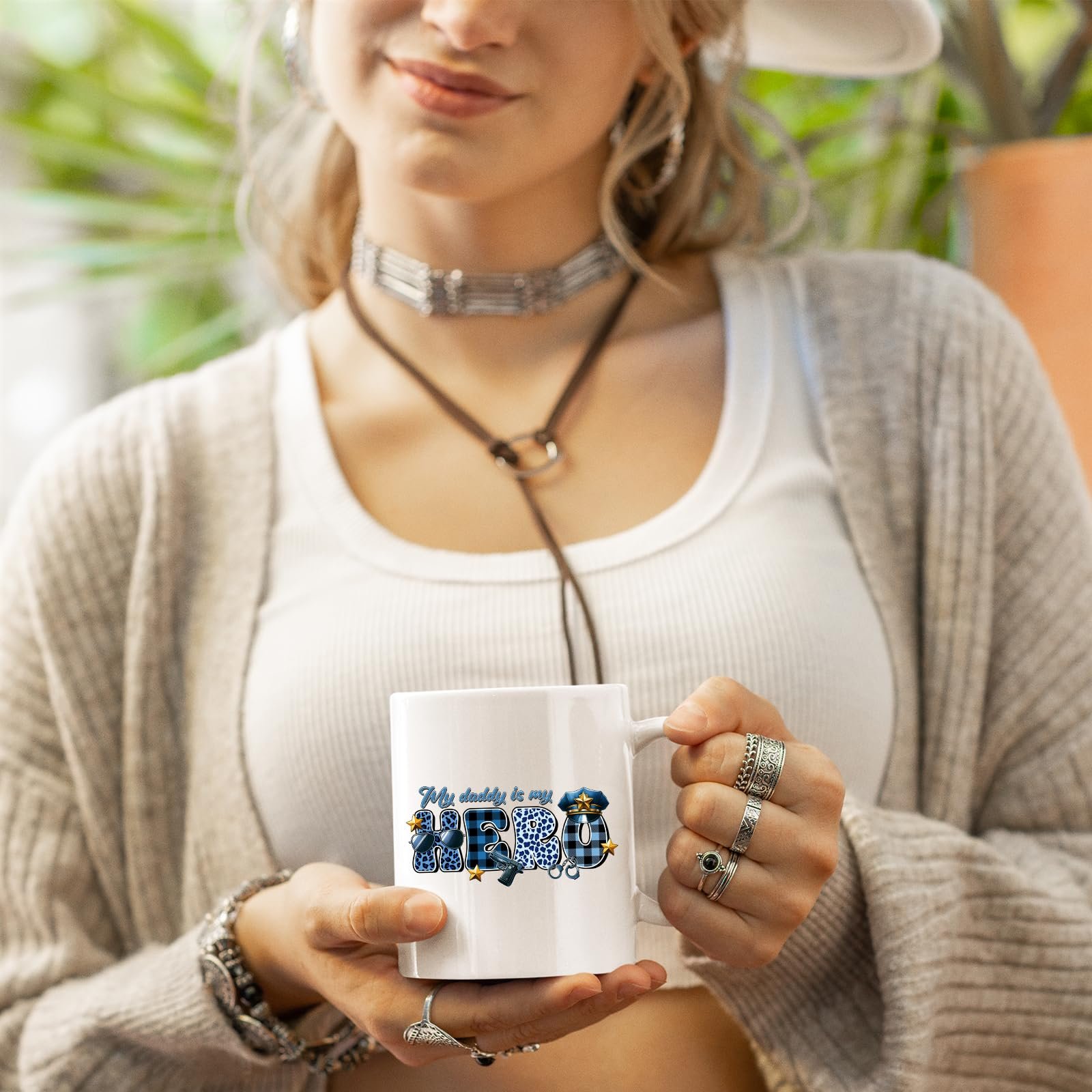 71lx7tj883l.jpg Woman in a cardigan holding the My Daddy Is My Hero police mug