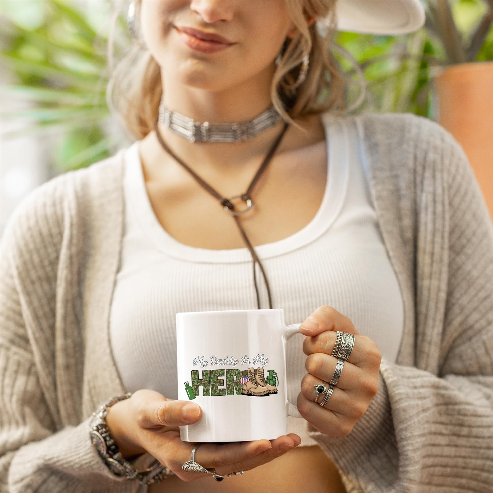 71ufwhslwll.jpg Woman in a cardigan holding the My Daddy Is My Hero military mug