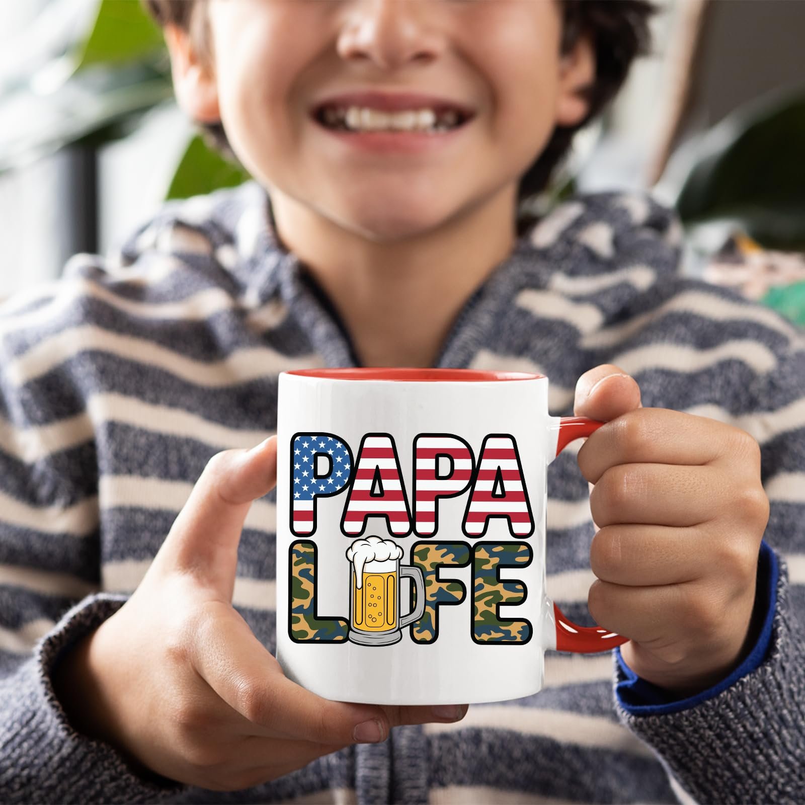 71vrghxqjfl.jpg Smiling child holding the Papa Life mug with a red handle
