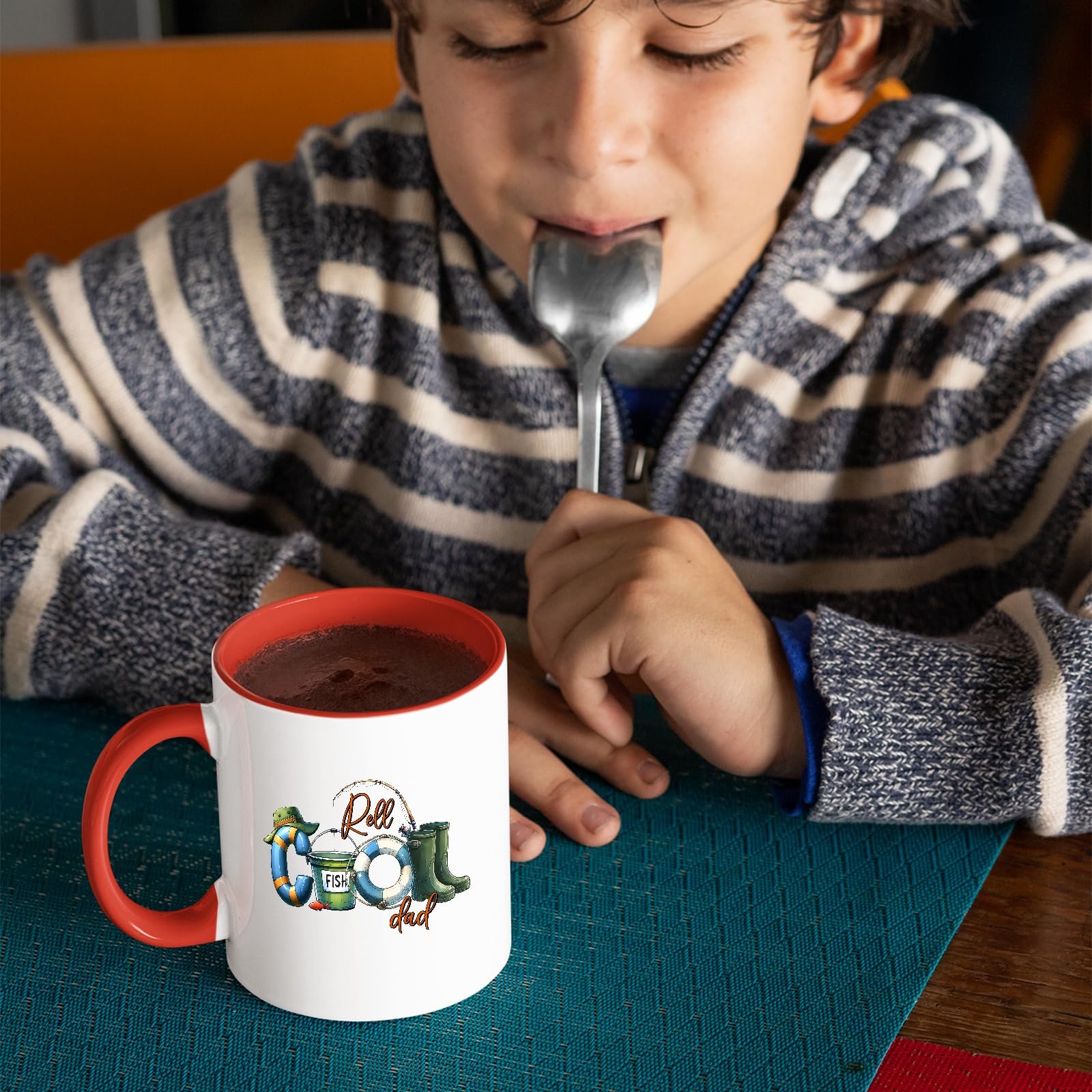 81qrnpjmhvl.jpg Child with a spoon next to the Reel Cool Dad mug with a red handle