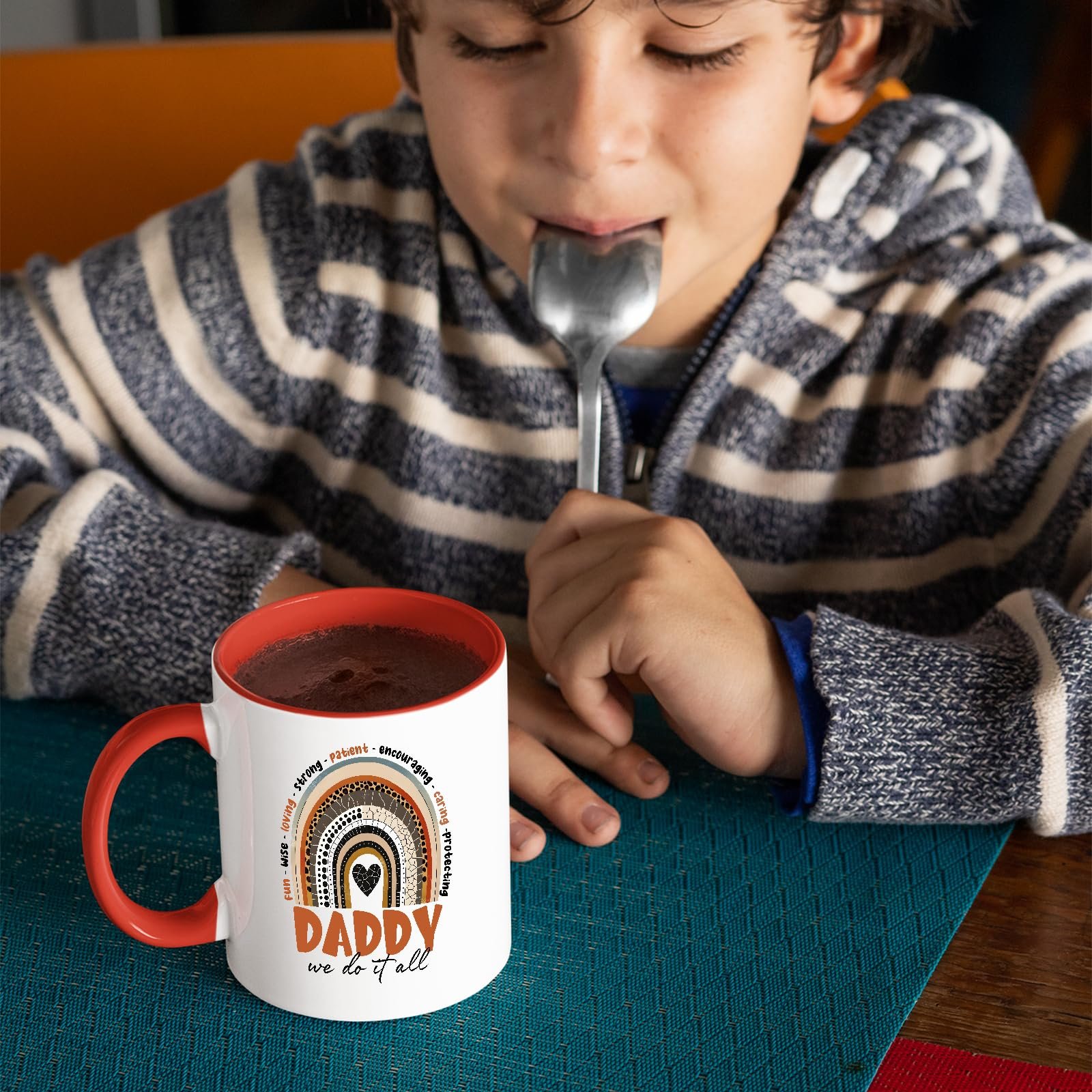 81jcltwllml.jpg Child with a spoon next to the Daddy boho rainbow mug with a red handle