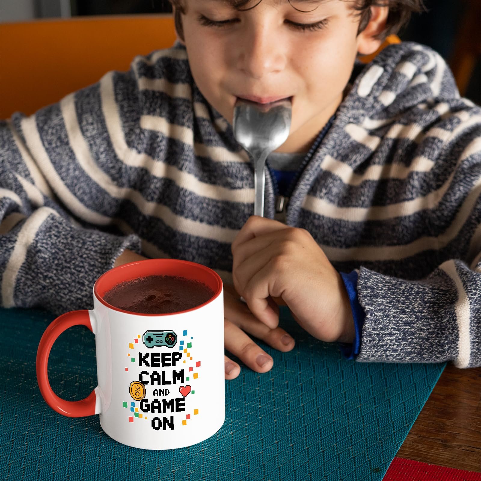 83dc2cbe.jpg Keep Calm and Game On Colour Handle Mug – product photo 8